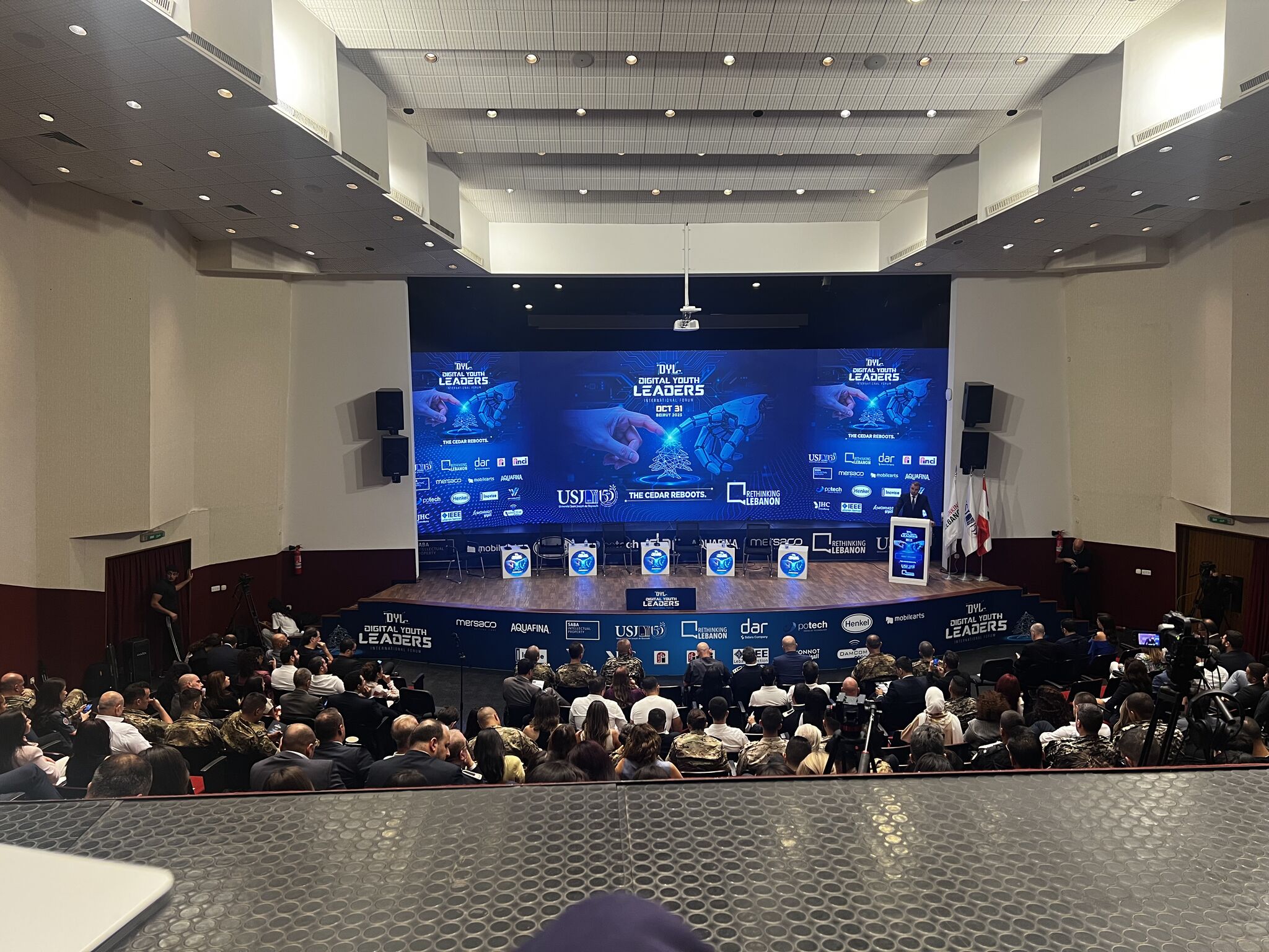 Digital Youth Leaders - Image 2